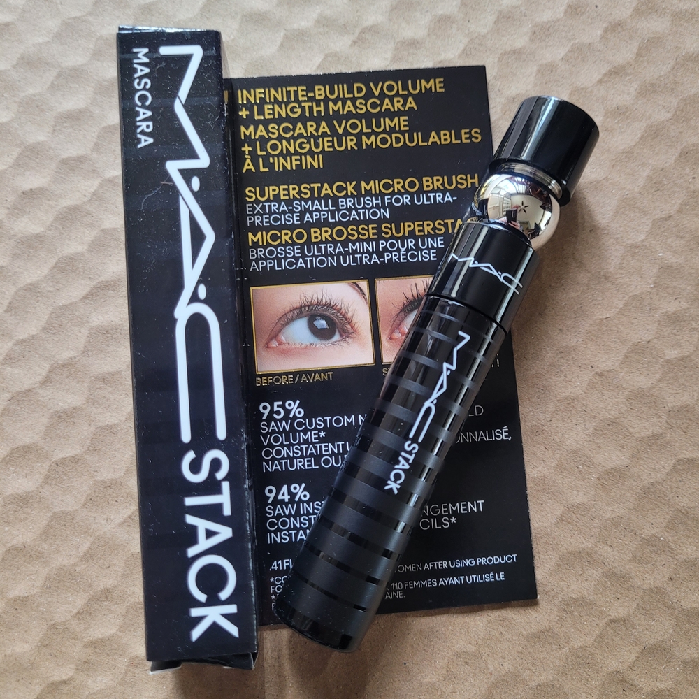 MAC Stack Mascara in Black